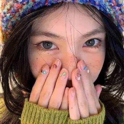 飞燕迎春